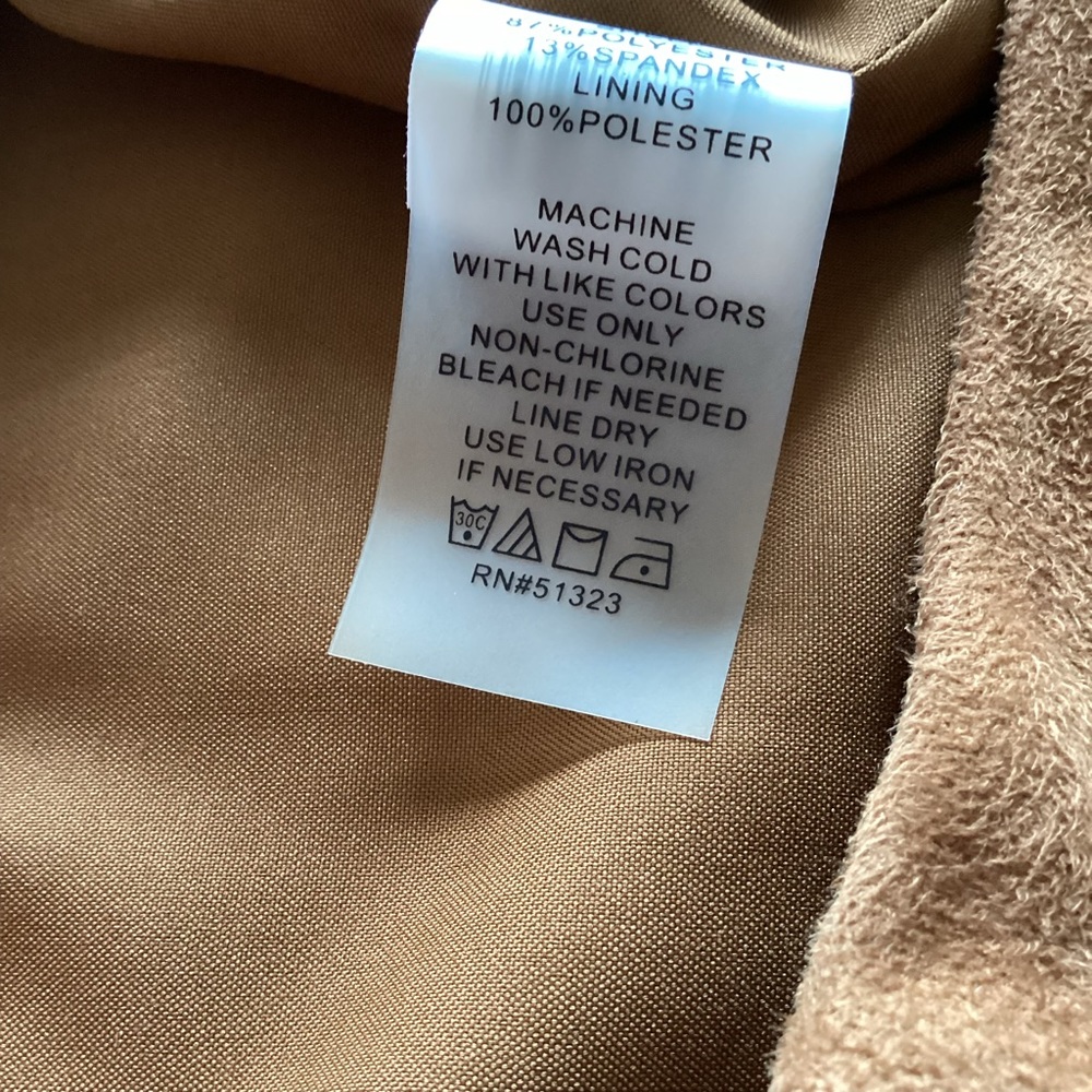 Vince Camuto Faux Suede Skirt - Picture 5 of 6